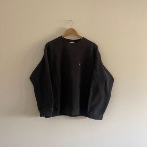 Vintage Y2K Distressed  Black Nike‎ Crewneck Size Large